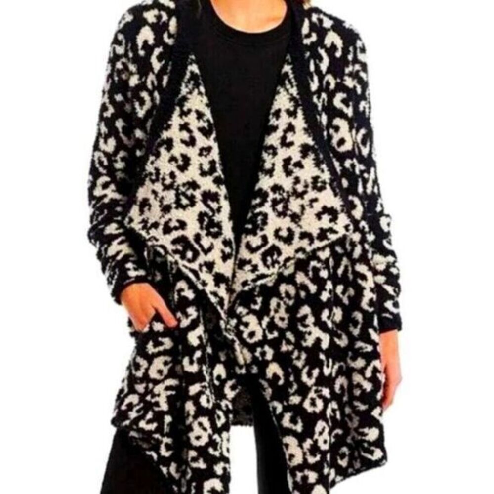 UGG Size Medium Black and White Sherpa Phoebe Duster‎ NWT